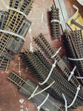 Bundle of Model Train Track Sections: Mixed Straight & Curved Pieces/Wiring